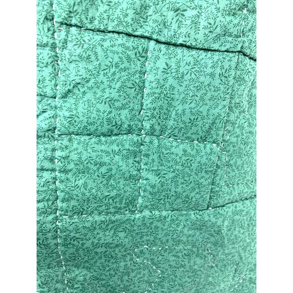 Santa Claus Christmas Patchwork Throw Blanket Holiday Season Green Multicolor - Picture 10 of 10